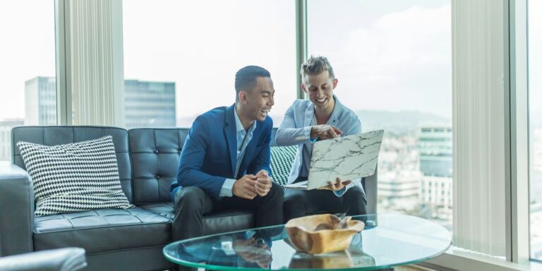 The Unspoken Secret to Crushing Sales at Conferences!